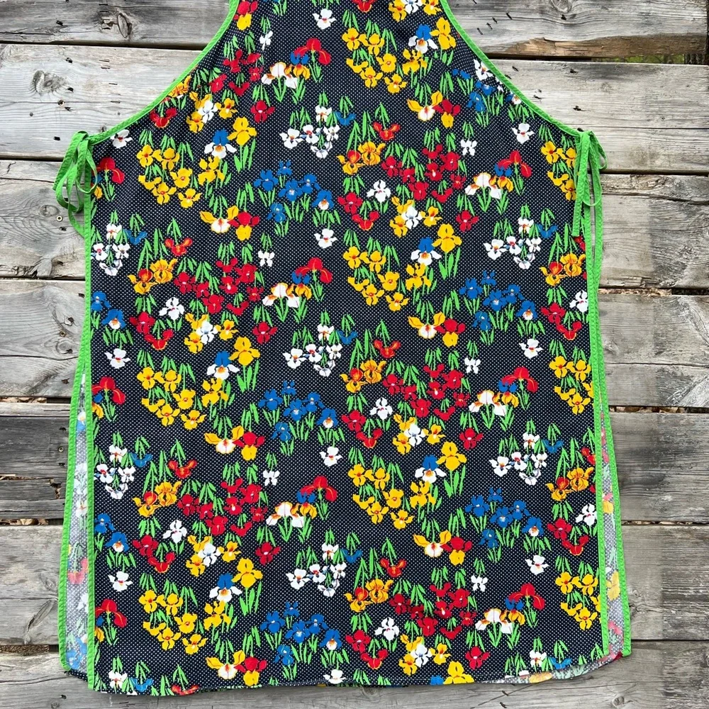Vintage Apron Tree of California Full Body Kitchen Coverall Apron Floral Pattern